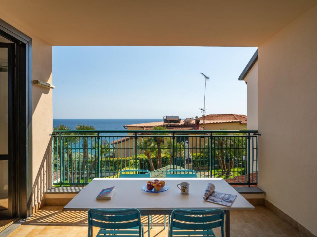 Costarainera Apartment Le Margherite - Slr261 By Interhome מראה חיצוני תמונה