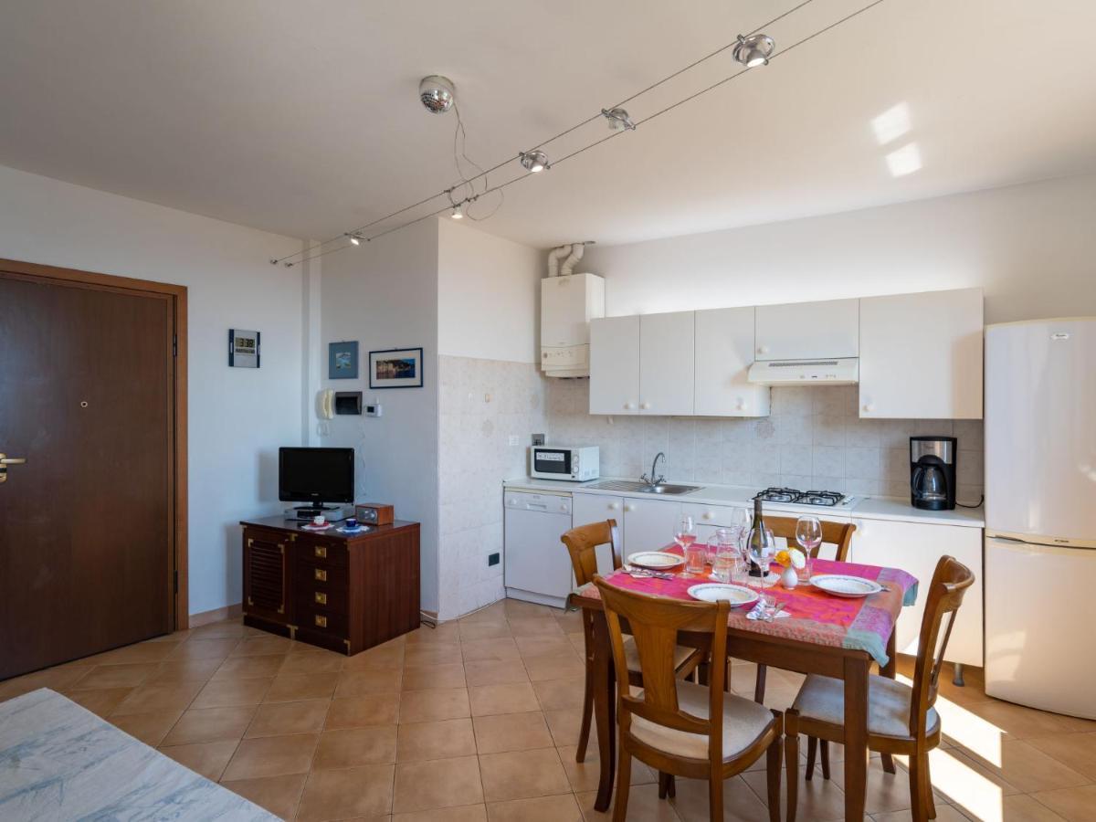 Costarainera Apartment Le Margherite - Slr261 By Interhome מראה חיצוני תמונה