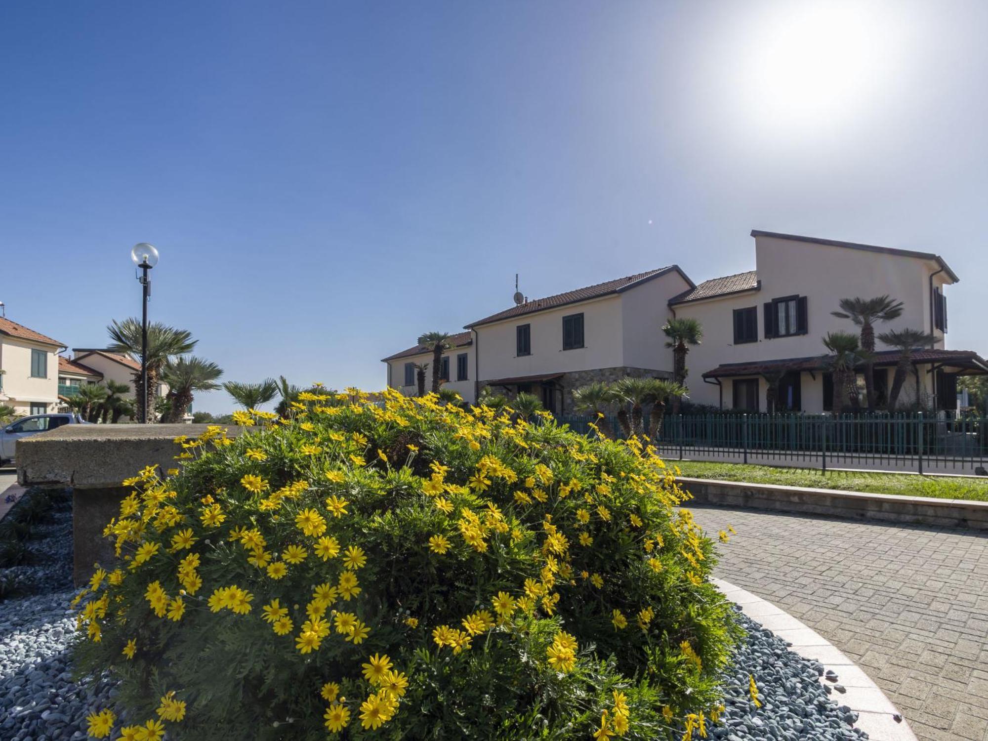Costarainera Apartment Le Margherite - Slr261 By Interhome מראה חיצוני תמונה